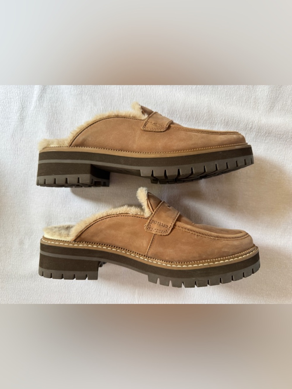 TOMS Cara Tan Leather Faux Fur Lined Penny Loafer Mule Lug Sole Shoes Size 8.5 - Picture 4 of 10
